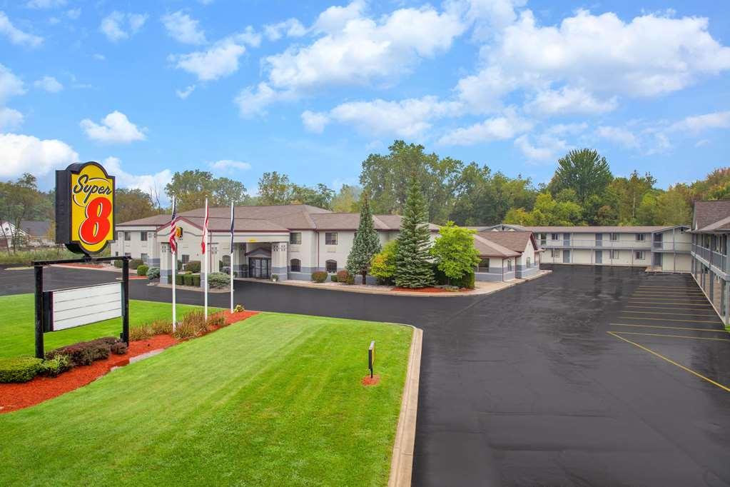 Super 8 By Wyndham Marysville/Port Huron Area Ngoại thất bức ảnh