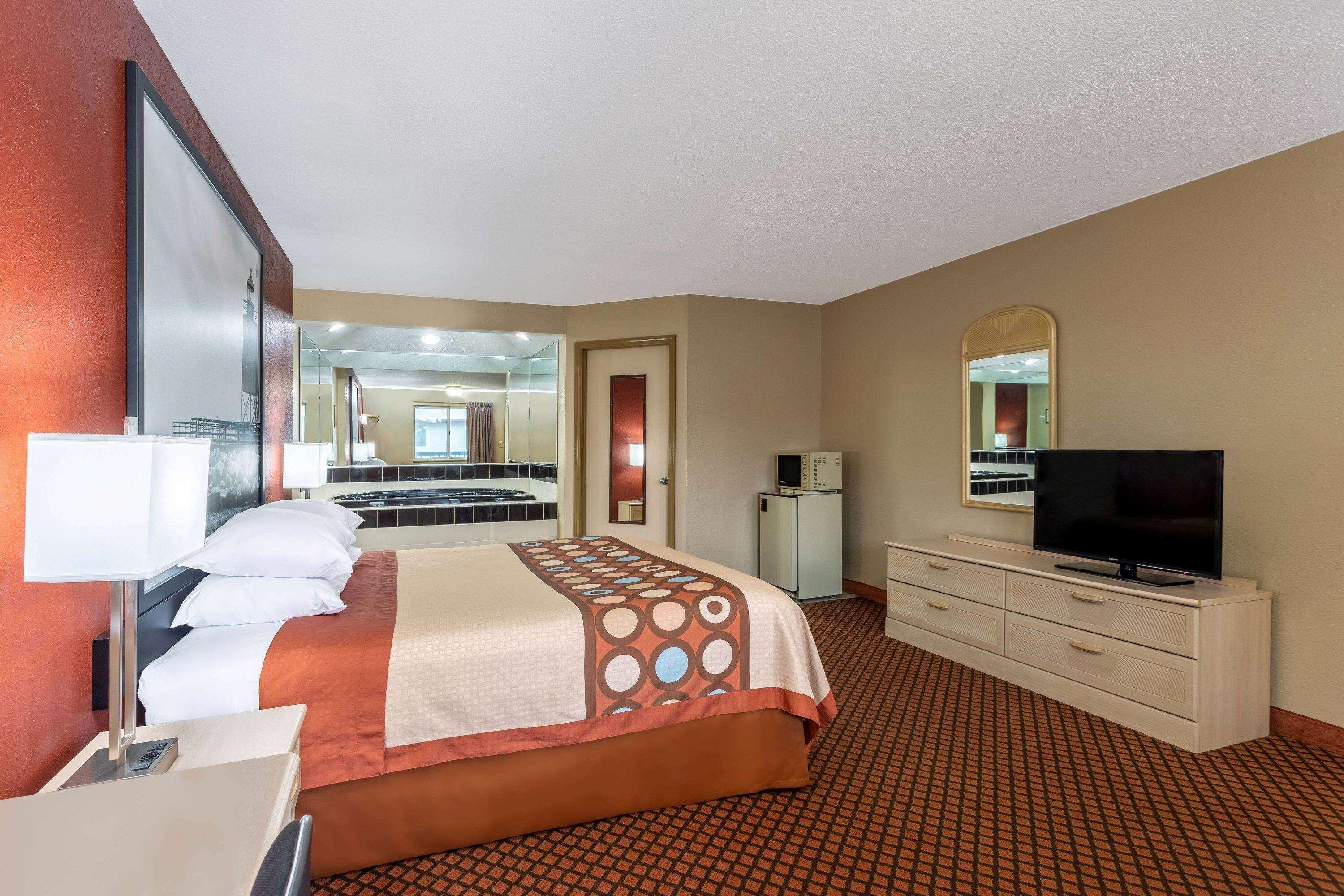Super 8 By Wyndham Marysville/Port Huron Area Ngoại thất bức ảnh