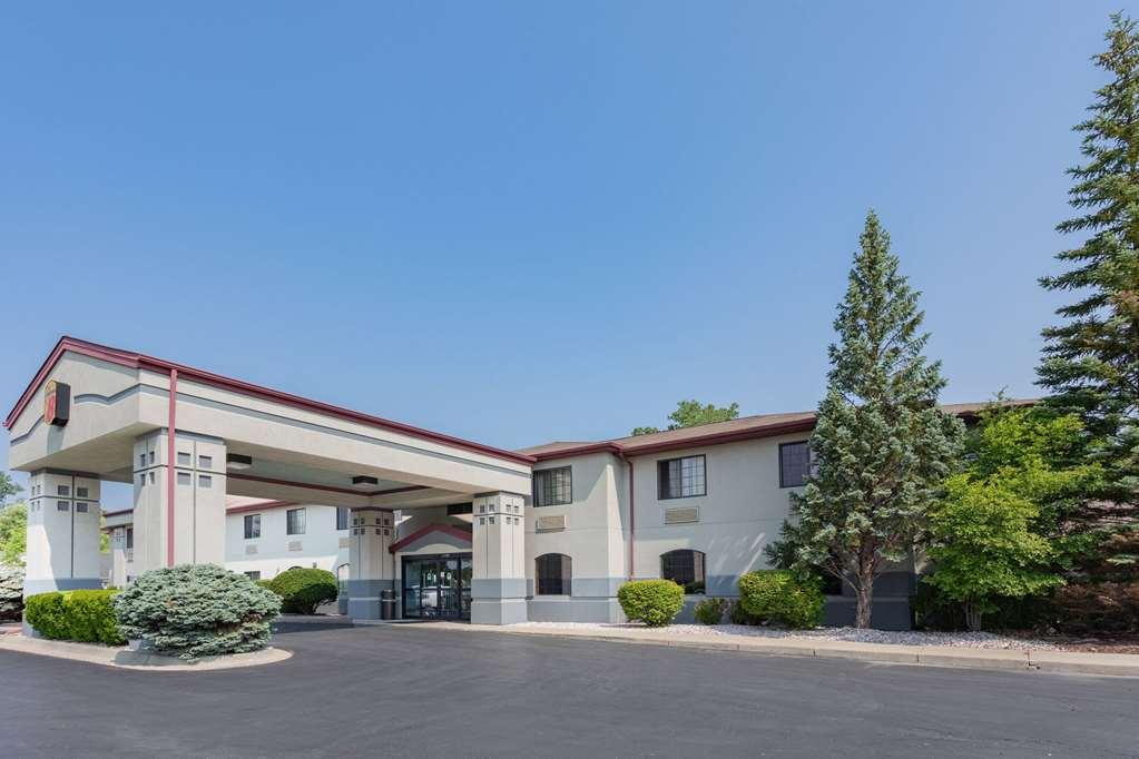 Super 8 By Wyndham Marysville/Port Huron Area Ngoại thất bức ảnh