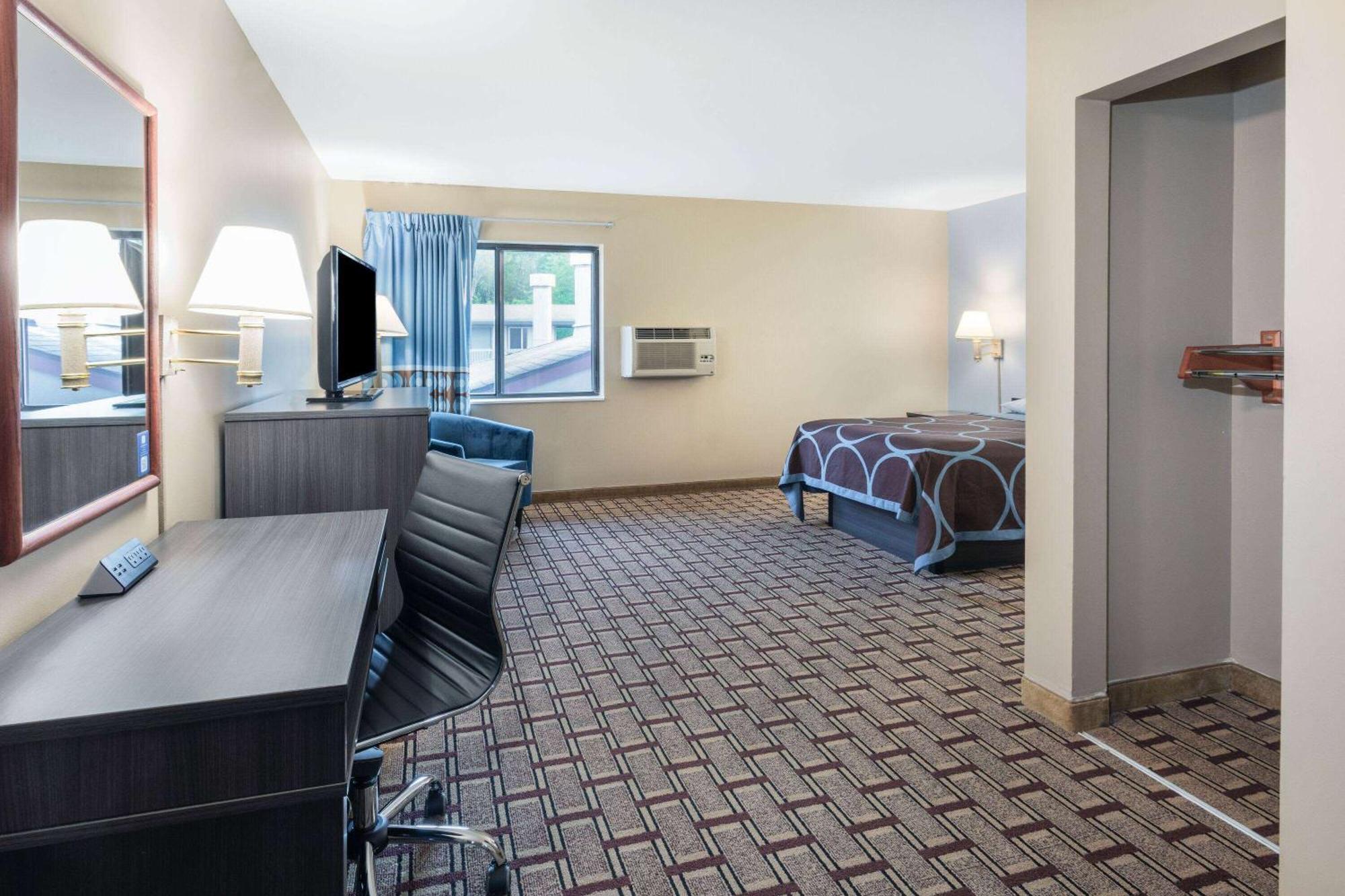 Super 8 By Wyndham Marysville/Port Huron Area Ngoại thất bức ảnh