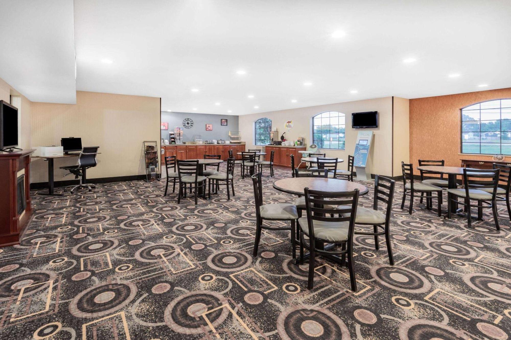 Super 8 By Wyndham Marysville/Port Huron Area Ngoại thất bức ảnh
